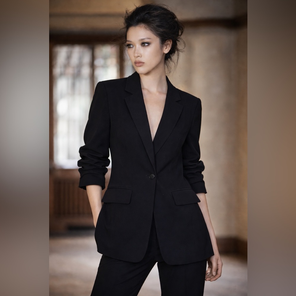 H&M Gathered-Sleeve Blazer Jacket – XXL – Black – SOLD OUT – Like New